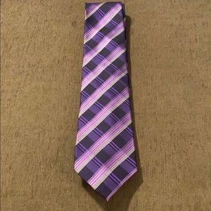Van Heusen 100% Silk Necktie